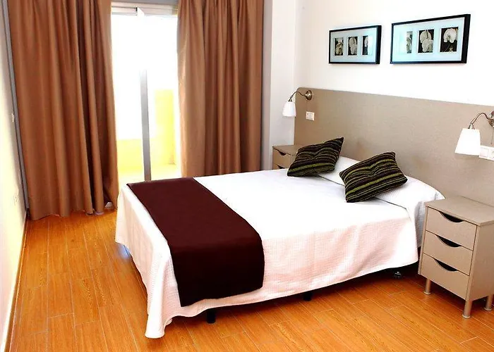 Vegasol Playa 2* فوينخيرولا